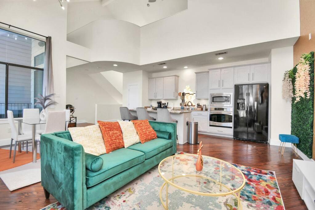 休斯敦3Br/3.5Ba Three Story East Downtown Townhouse With View别墅 外观 照片